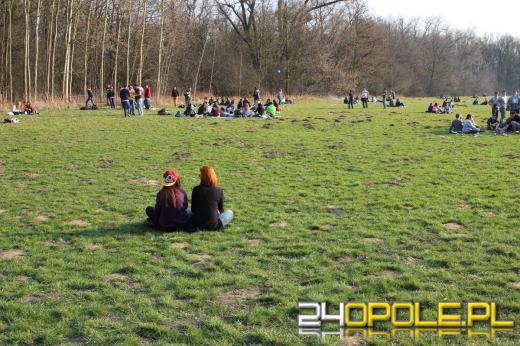 Opolanie przywitali wiosnę na wyspie Bolko