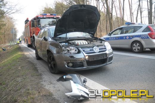 Motocykl zderzył się z volkswagenem na ul. Strzeleckiej
