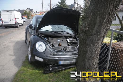 23-latek zasnął za kierownicą i spowodował wypadek