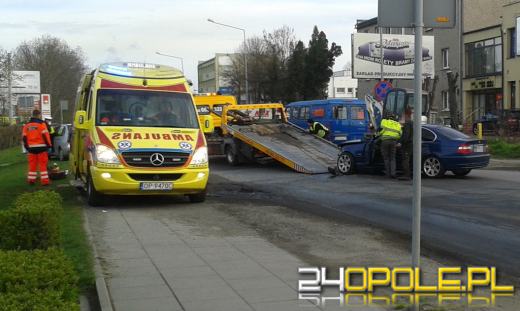 BMW i seat zderzyły się na ul. Budowlanych