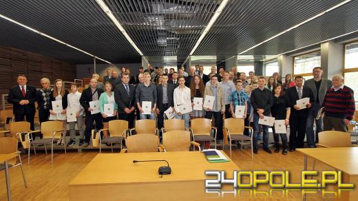 Marszałek przyznał stypendia opolskim sportowcom