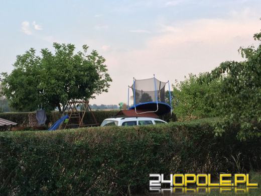 Podmuch wiatru uszkodził dach domu w Opolu-Bierkowicach