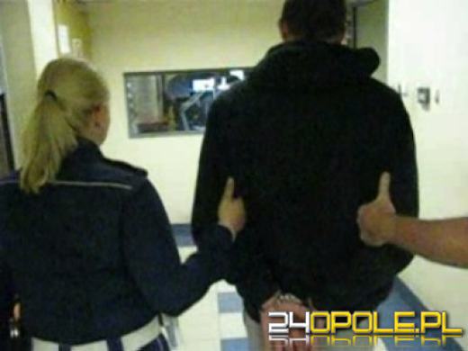 22-latek suszył konopie indyjskie na strychu