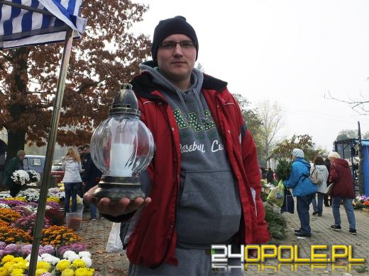 Na Opolszczyźnie groby przystrajamy raczej klasycznie