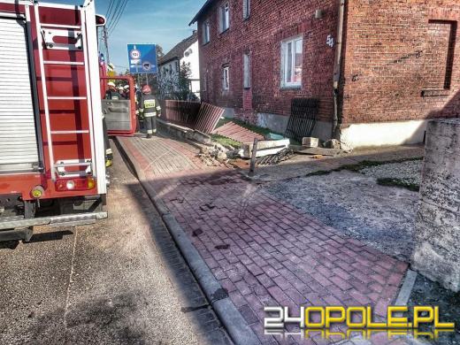 48-letni kierowca audi staranował płot posesji