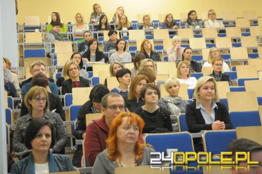 Jutro Światowy Dzień AIDS. "To bardzo często temat tabu".