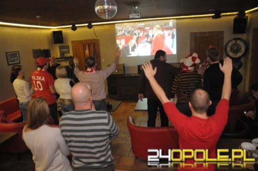 Opolanie kibicują polskim szczypiornistom