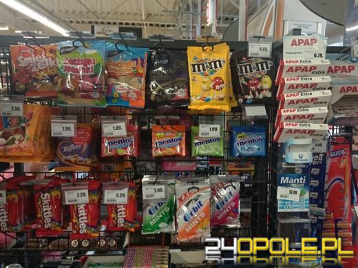 Polacy mają zbyt łatwy dostęp do leków? "Leczymy nasze dzieci na stacjach paliw!".