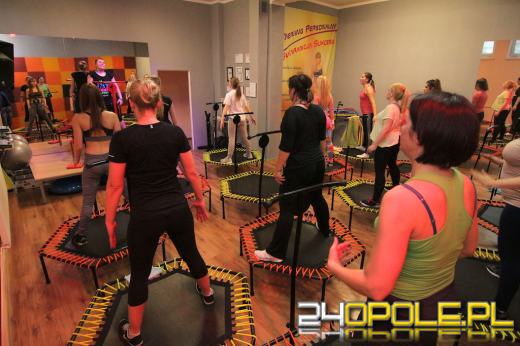 Charytatywny jumping zachęcał do udziału w Wielkim Ślizganiu