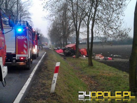 Tragiczny wypadek pod Nysą. Zderzyły się 4 pojazdy.