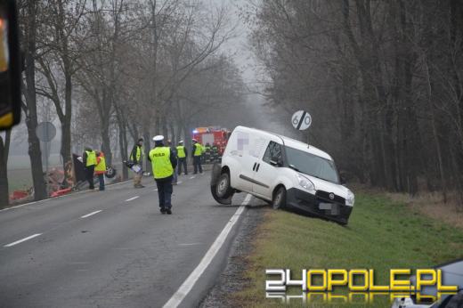 Tragiczny wypadek pod Nysą. Zderzyły się 4 pojazdy.