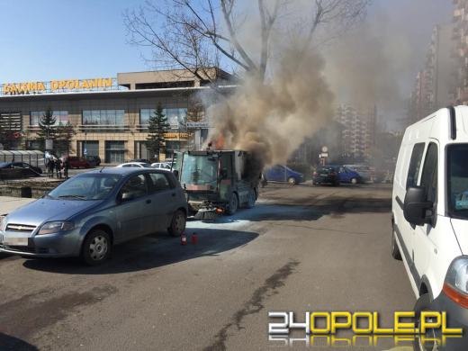 Zamiatarka zapaliła się na Placu Jana Pawła II