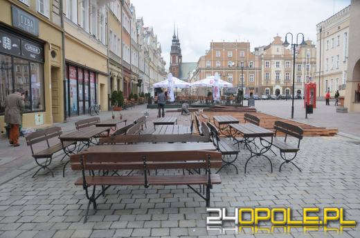 Ruszają letnie ogródki gastronomiczne. Na Małym Rynku będzie ich aż 8.