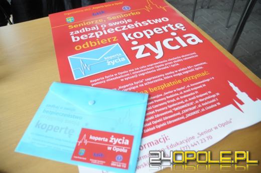Opole wprowadza "Koperty Życia" dla seniorów