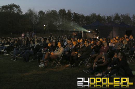 "Studenckie Kino Nocne" przyciągnęło setki żaków