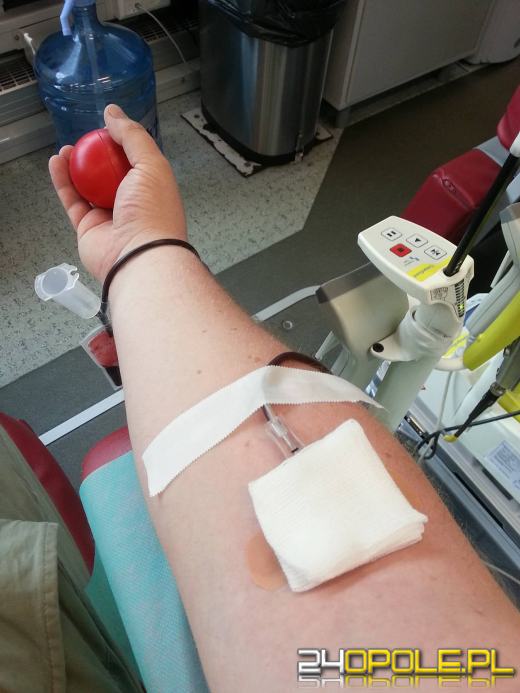 Opolanie oddają krew z okazji Dnia Matki