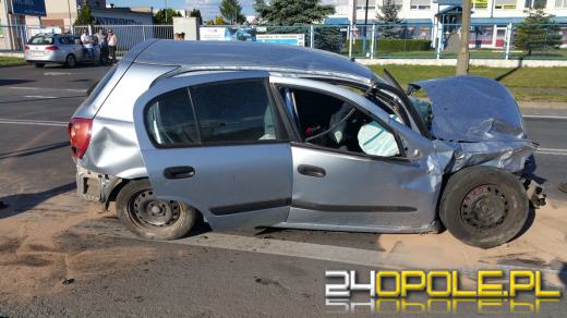 Dwie osoby ranne w wypadku na ul. Głogowskiej