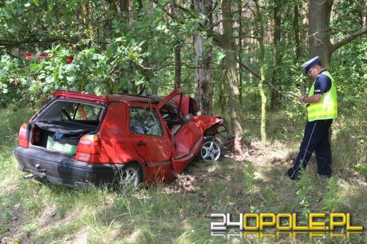 Kobieta i jej 8-letni syn ranni w wypadku pomiędzy Chróściną a Narokiem