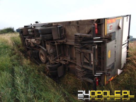 Niebezpieczny poranek na otmuchowskich drogach