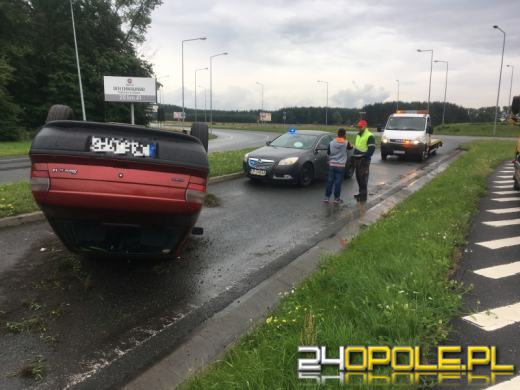 Dwa dachowania na opolskich drogach