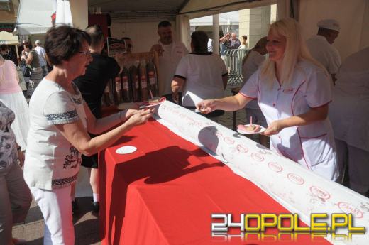 Ponad 4-metrowe salami i pieczony byk na VII Festiwalu Opolskich Smaków