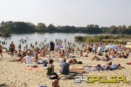 Tłumy na kąpielisku Bolko, a toalety... nieczynne. 