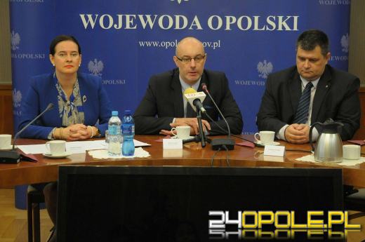 Wojewoda opolski uczci braci Kowalczyków