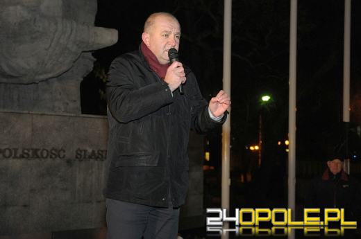 Opolscy politycy wspólnie przeciw rządowi na manifestacji KOD