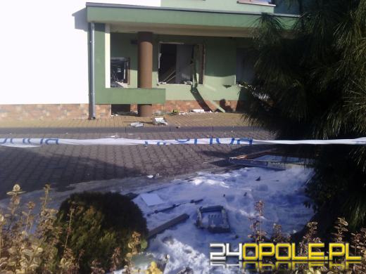 Złodzieje wysadzili bankomat w Łubnianach