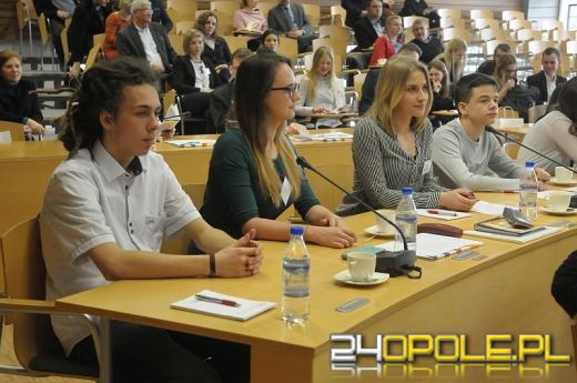 Młodzież może decydować o losach województwa