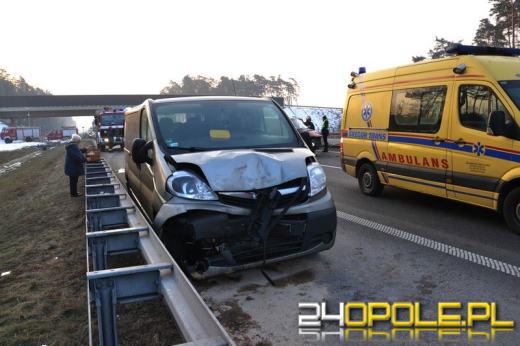 Zderzenie dwóch busów na autostradzie A4. Ranne 3 osoby.
