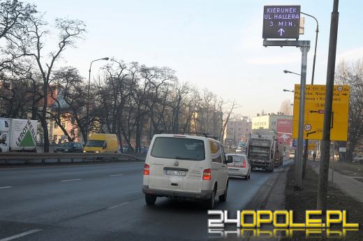 Tablice zaczną informować kierowców o czasie przejazdu