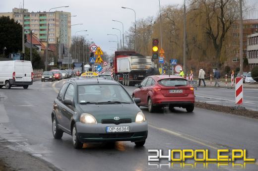 Ogromne korki na ulicy Niemodlińskiej. Ruszyła przebudowa.