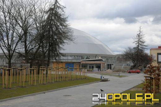 Otwarcie "Okrąglaka" po remoncie dopiero jesienią?  