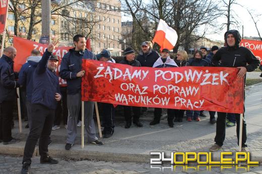 Listonosze żądają większych wypłat i poprawy warunków pracy