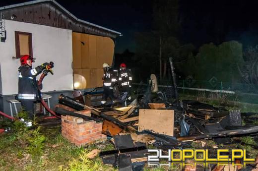Pożar altany na działce w Opolu