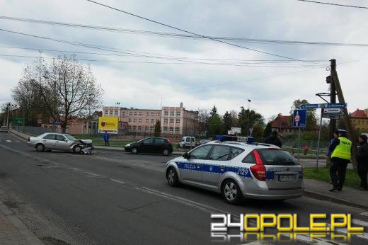 Mercedes zderzył się z volkswagenem w Lewinie Brzeskim