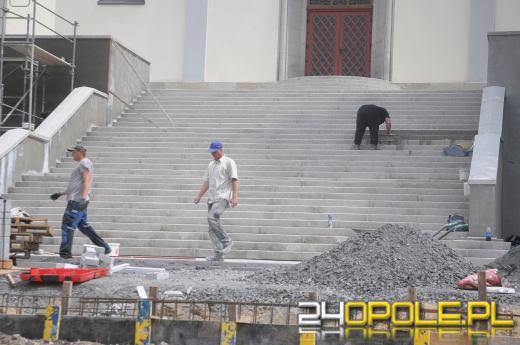 Kończy się remont schodów koło kościoła "na górce"