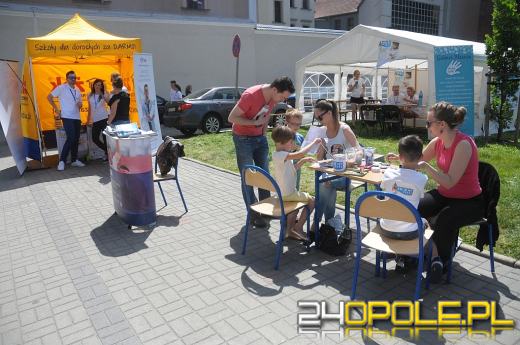 Darmowy masaż za pomoc Mikołajowi