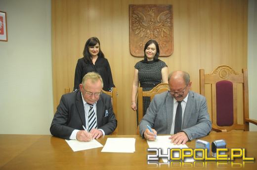 Opolska "szóstka" podpisała kolejną umowę z Politechniką Opolską