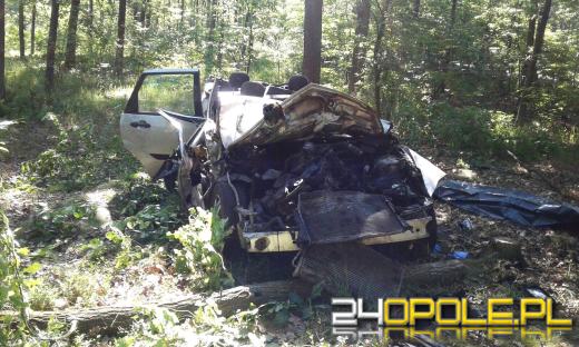 Poranny wypadek niedaleko Naroka. Nie żyje młoda kobieta