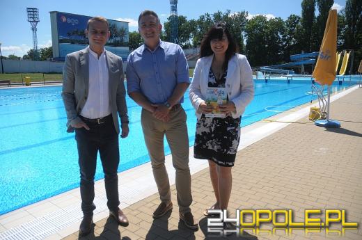 W piątek otwarcie letniego basenu Błękitna Fala