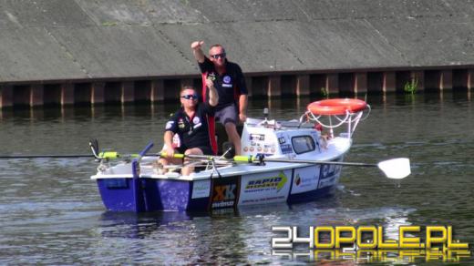 Płynęli do Londynu, ich łódź zatonęła na Morzu Północnym