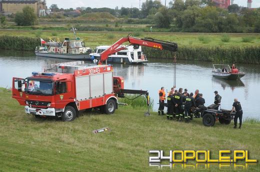 Na Odrze trwają strażackie manewry z ratownictwa wodnego