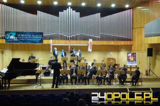 WOŚP w Opolu już gra! Koncert uczniów i pedagogów szkoły muzycznej