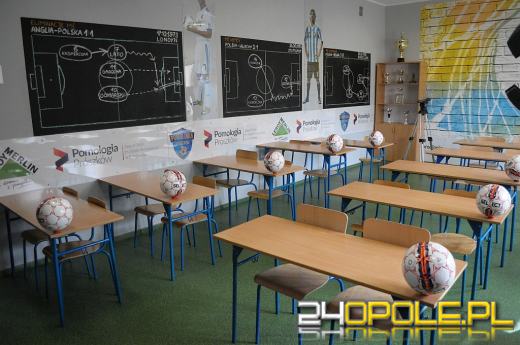Klasa niczym boisko piłkarskie. Posłuży sportowcom z Prószkowa