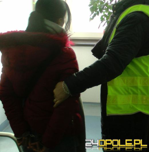 Sekretarka prokuratury z zarzutem sprzedaży danych osobowych