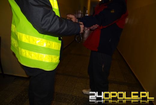 Usłyszeli zarzuty posiadania, udzielania i uprawiania zakazanych substancji