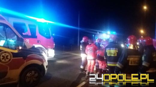 Wrzoski: Bus zderzył się z osobówką, ranna pasażerka