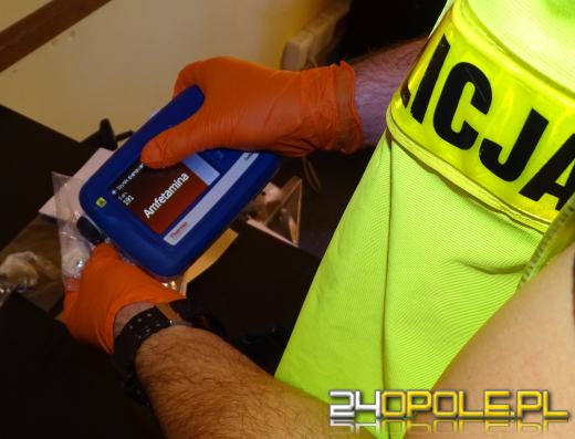 Za golfa II zapłacił narkotykami